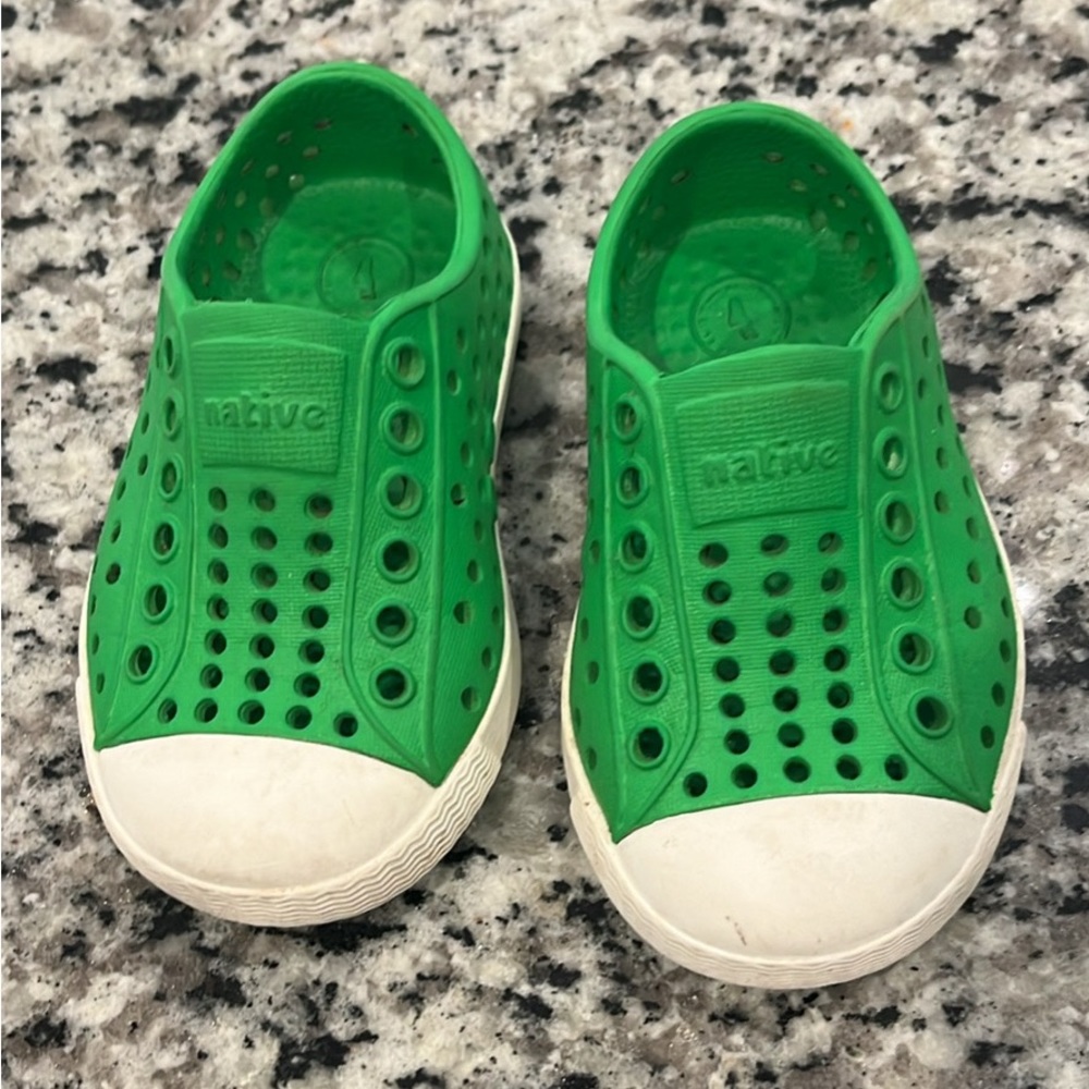 native Green Infant Shoes Size C4
